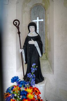 SAINTE-MONTAINE